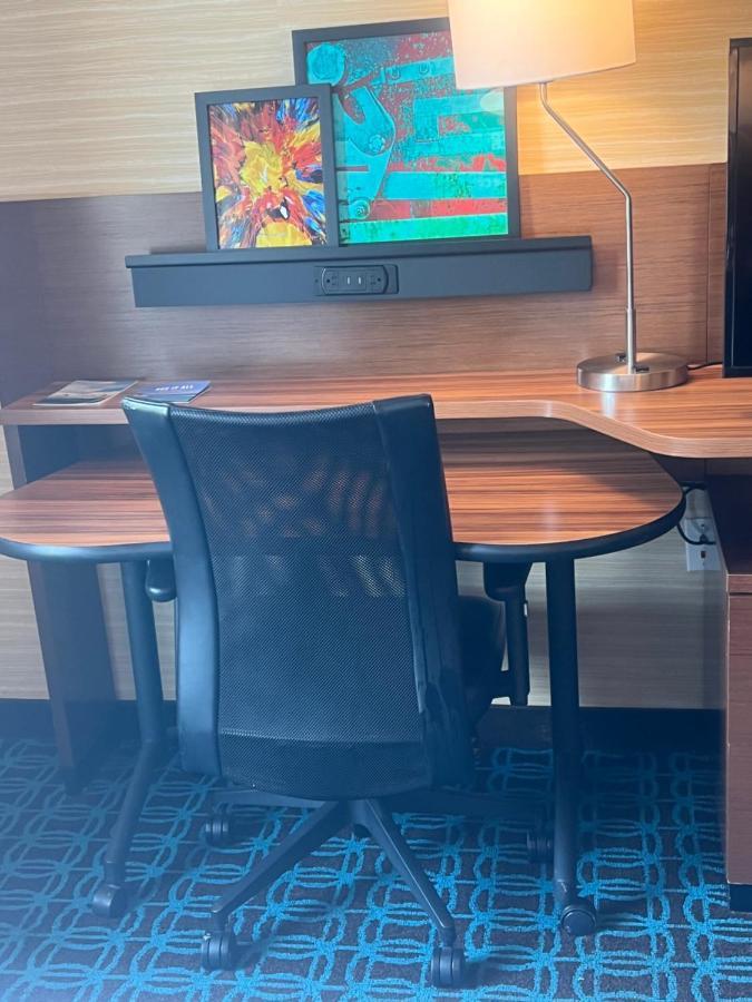 Fairfield Inn & Suites By Marriott Austin Buda Eksteriør bilde