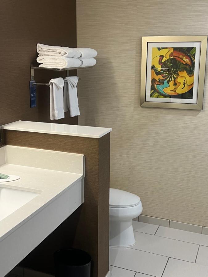 Fairfield Inn & Suites By Marriott Austin Buda Eksteriør bilde